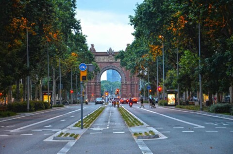 The road to the Arc de Triomphe in Barcelona in the evening